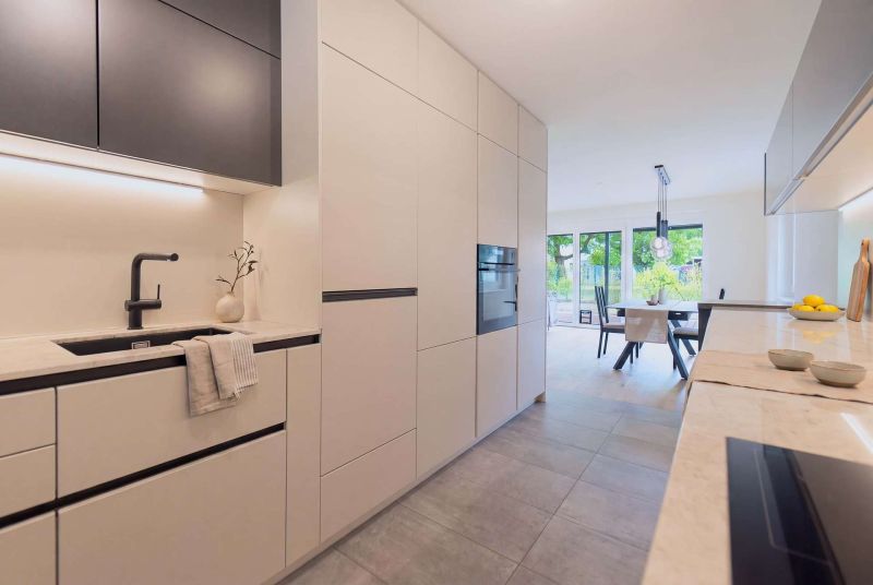 Hochwertiges Eckreihenhaus in Ruhelage mit gro�em Garten, Keller, PV-Anlage und zwei Stellpl�tzen /  / 1220&nbsp;Wien / Bild 5